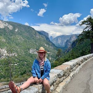 Meet your Posher, Briana